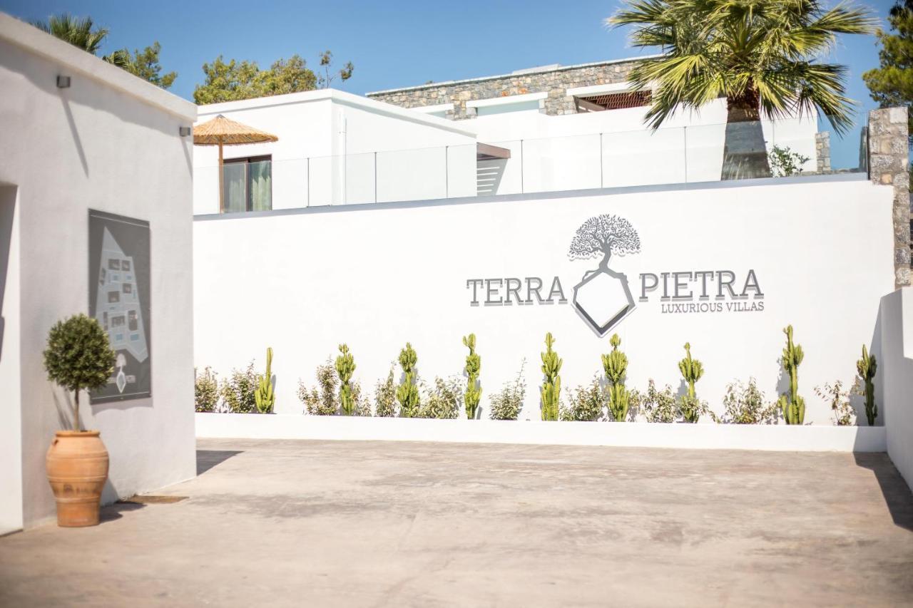 Terra Pietra Luxury Villas & Suites Lardos Extérieur photo